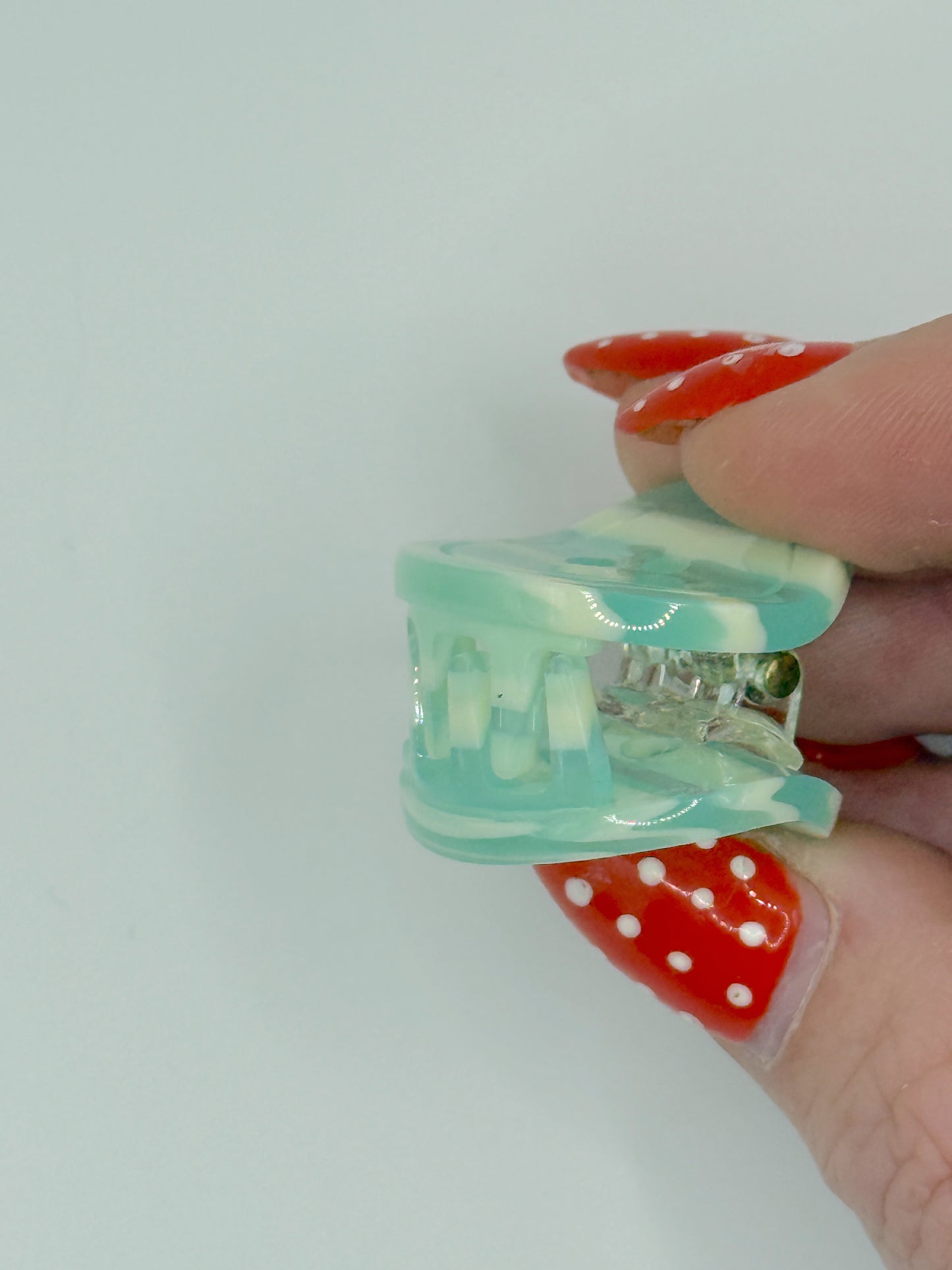 HR x EB Button Mini Claw Set