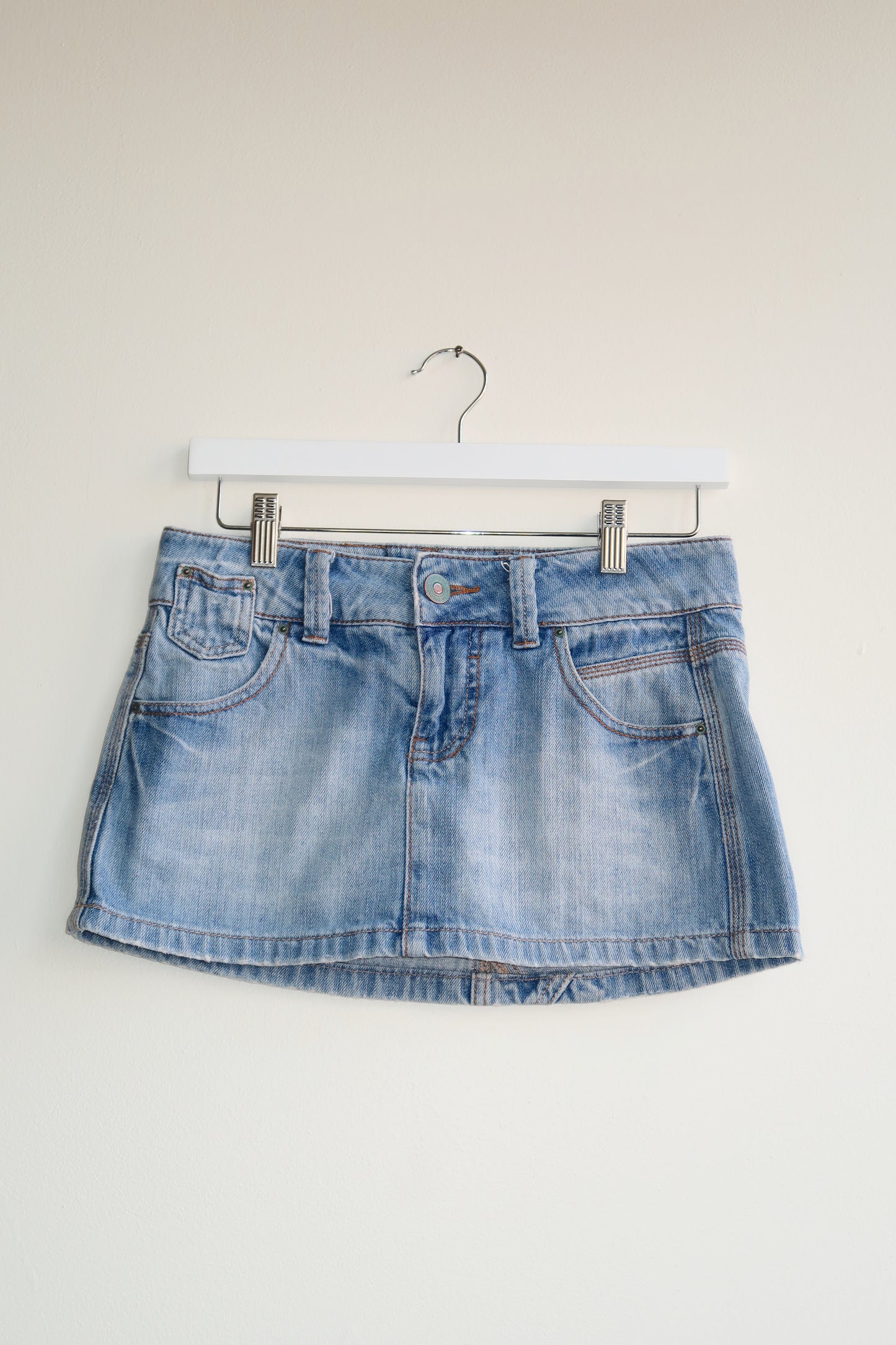 Y2K | denim mini skirt