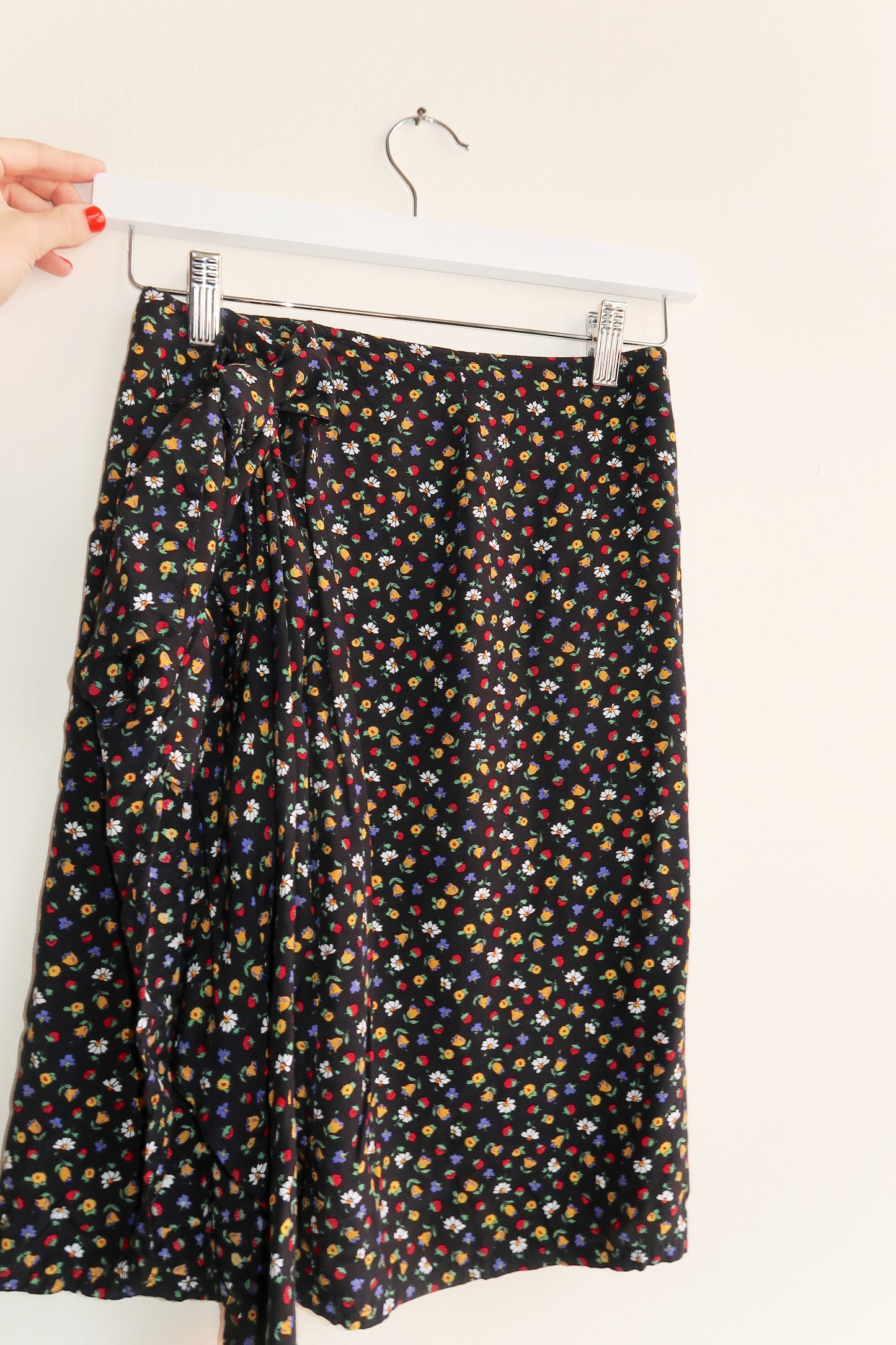 80s | Strawberry skirt