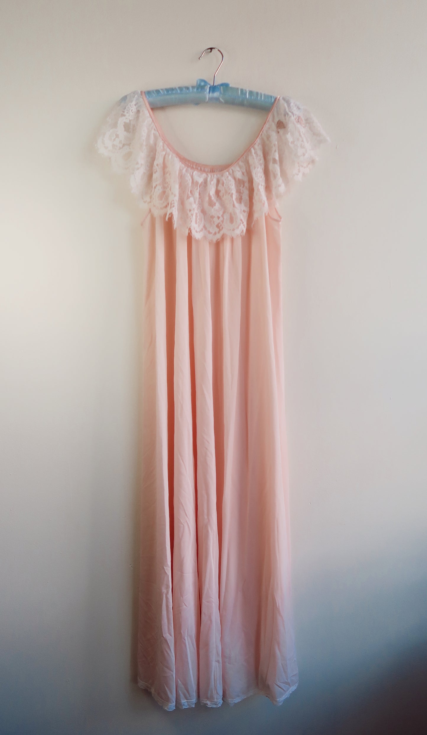 60s | Pink Nightgown