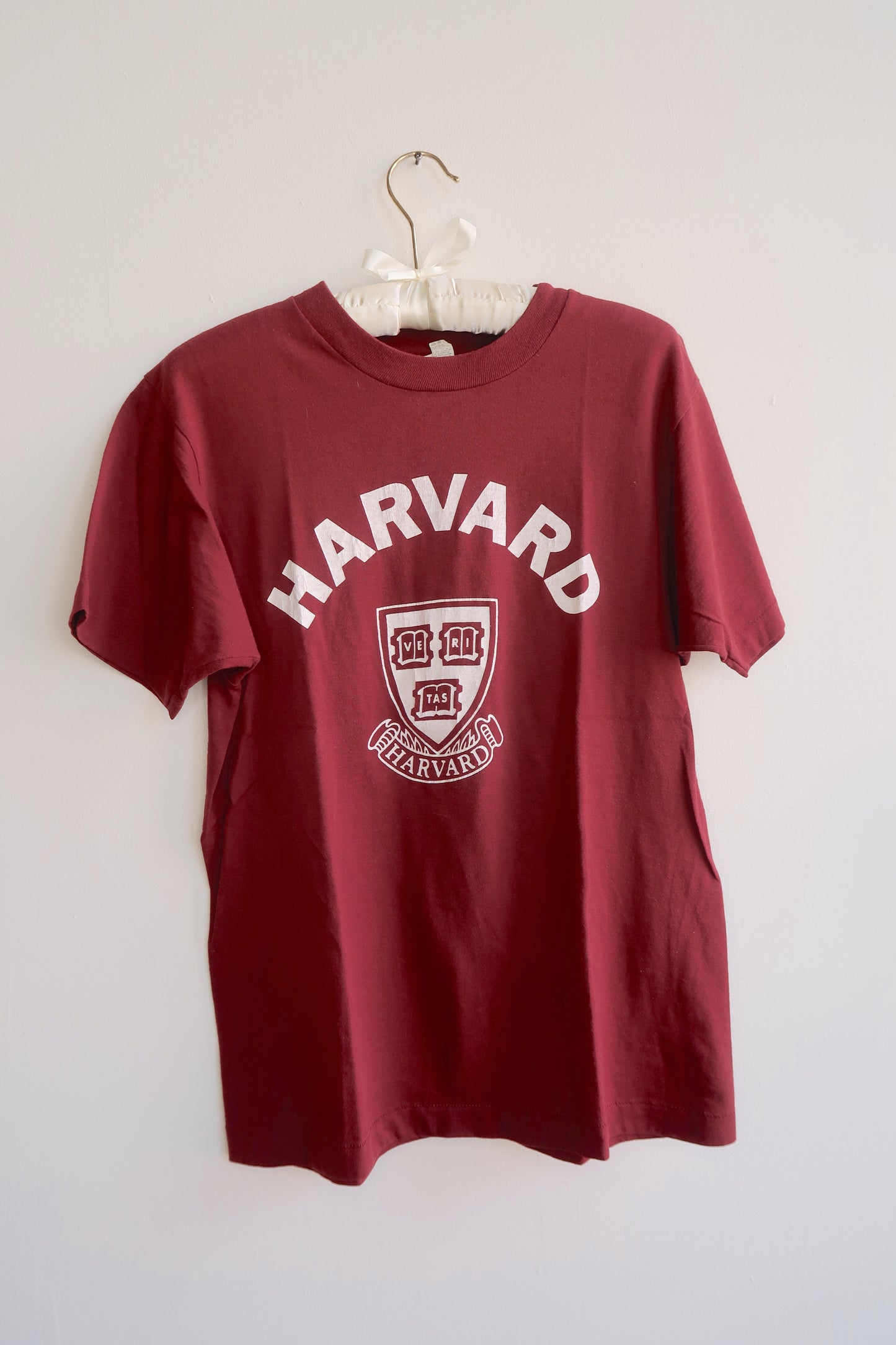 90s | Harvard tee