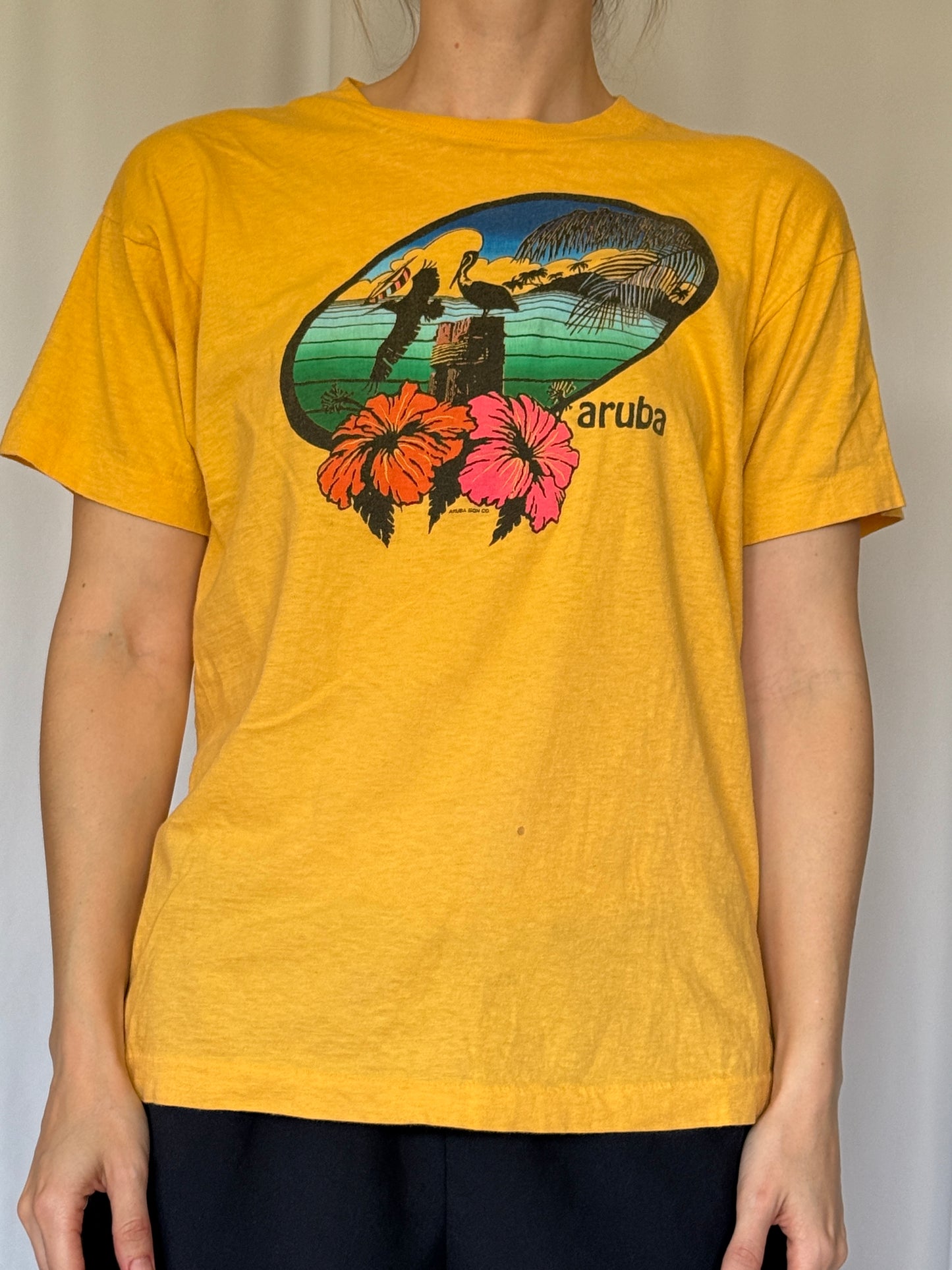 Aruba Tee| 90s