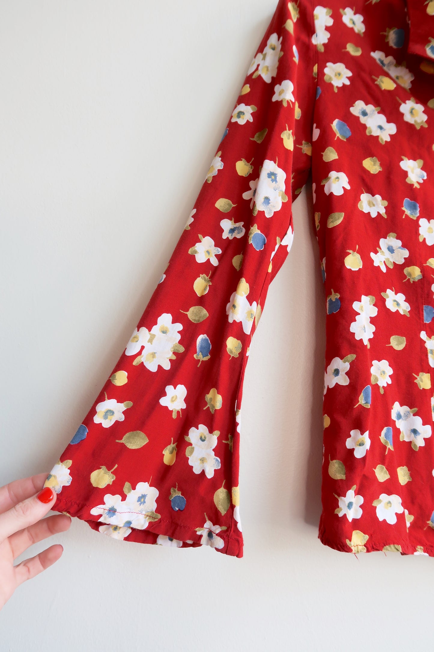 90s | Italian floral blouse