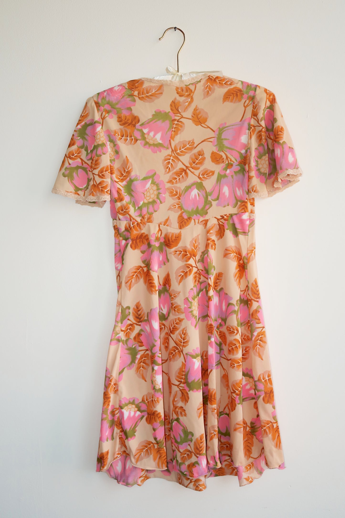 70s | Floral mini dress